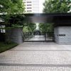 ブランズ四番町の駐車場